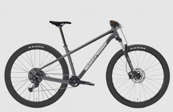 Tracker 290 Race Cues 1x9 2027